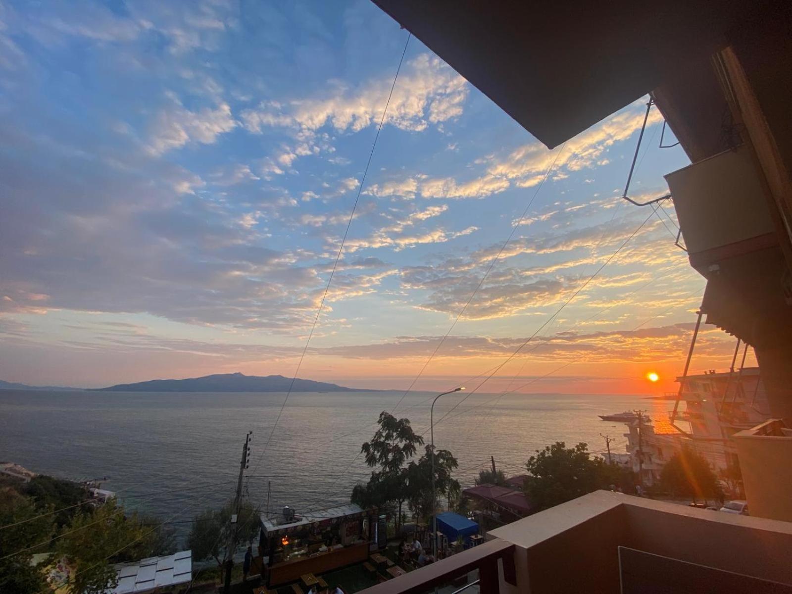 Del Mar Sea View Apartment Sarandë Exterior foto